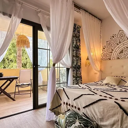 The Hut - Apartman