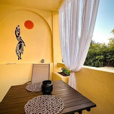 The Hut - Apartman