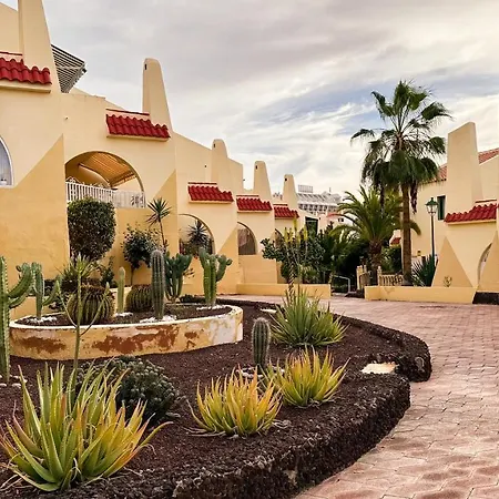 The Hut - Apartment *